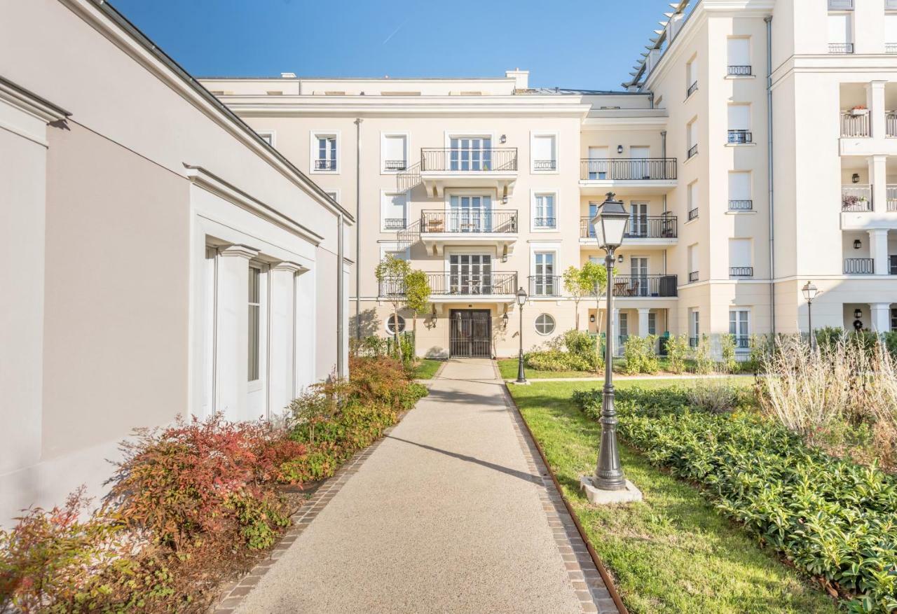 Air-Conditioned Apartment, Walking Distance To Disney - Disney Magical Homes, Paris Сери Екстериор снимка